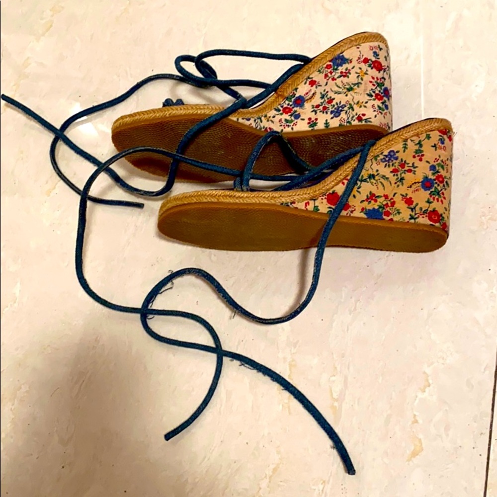 FARYL ROBIN tie-string blue-jeans floral heels New